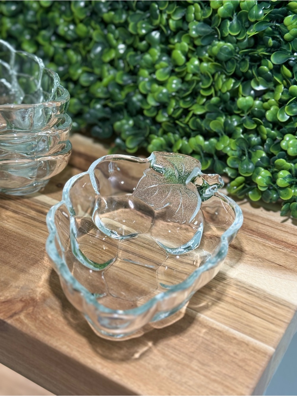 4 Studio Nova Grape Shaped Small Glass Candy Dish, 5.5” X 4”